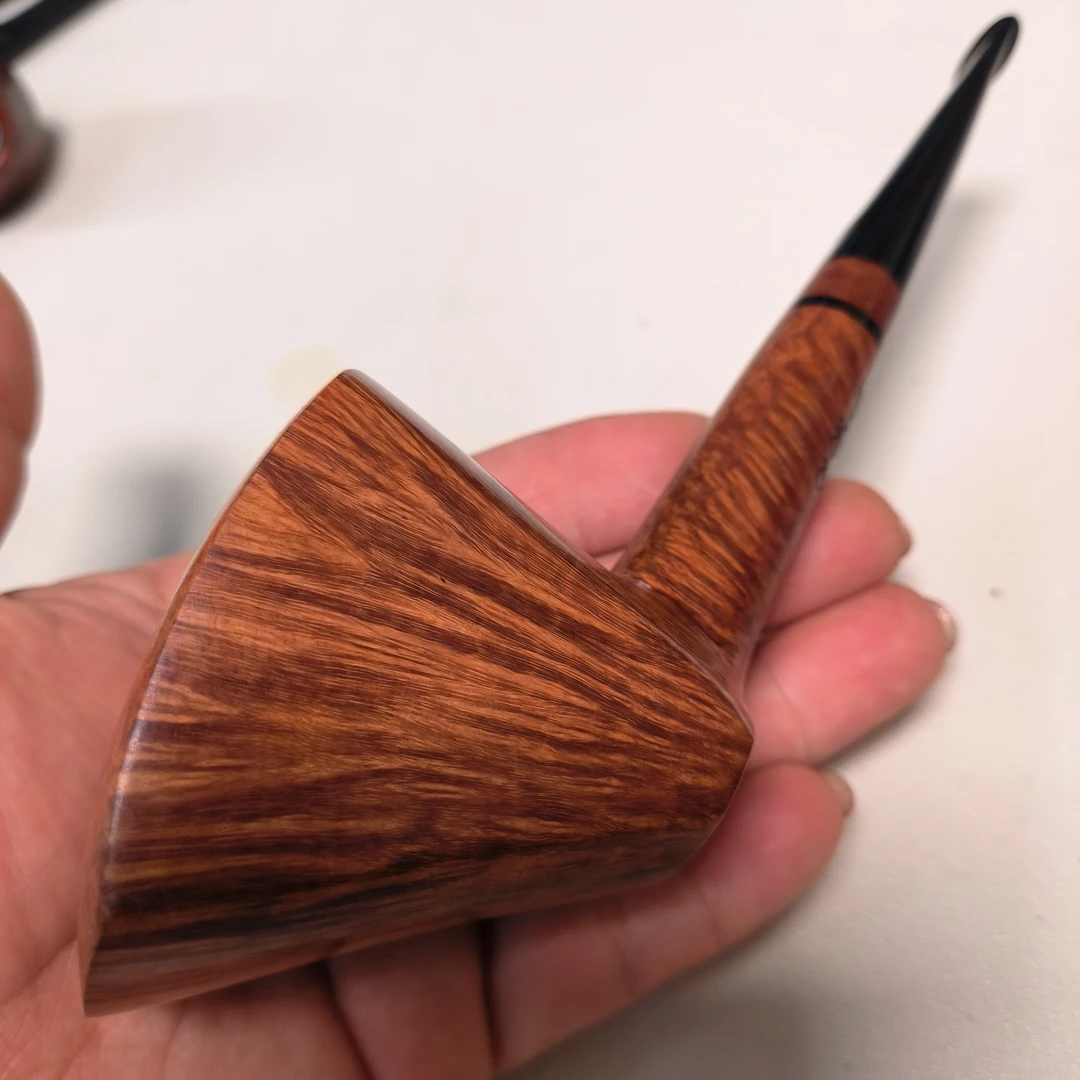 全新意大利维布拉蒂鉴赏家工艺烟斗