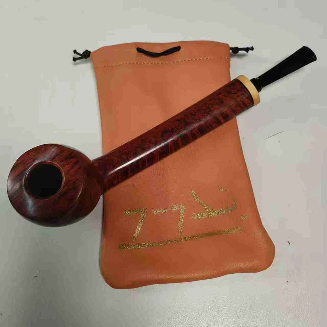 斯洛文尼亚 格雷戈尔-罗伯尼克 大长腿 全新烟斗