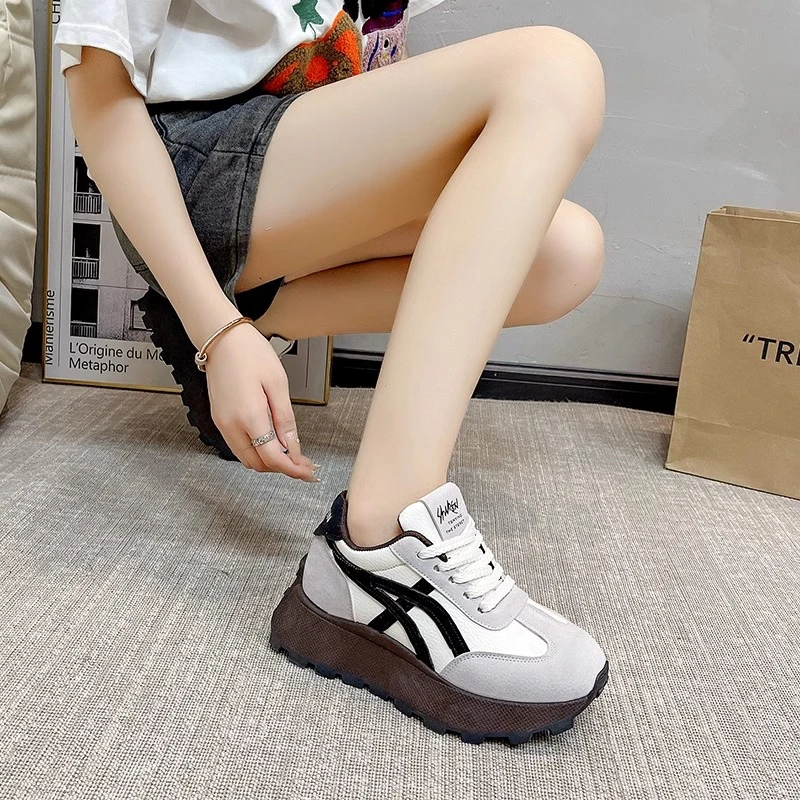 ins潮流小白鞋女2024秋季新款小个子厚底时尚百搭德训鞋