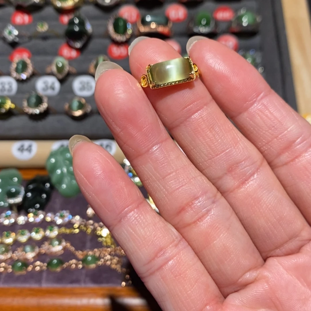 【闪购商品】和田玉戒指银S925镶嵌虎**吟