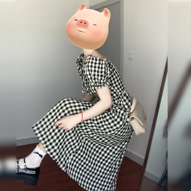 4036黑白格纹泡泡袖连衣裙子女夏季2024新款小众设计气质方领长裙