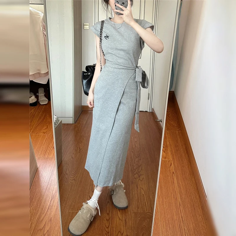 2069法式灰色收腰显瘦连衣裙子女夏季2025新款小个子梨形身材长裙