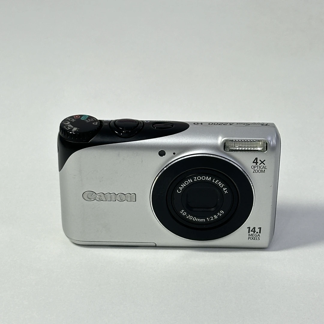 9新 Canon/佳能 A2200中文1410w像素4倍变焦CCD相机