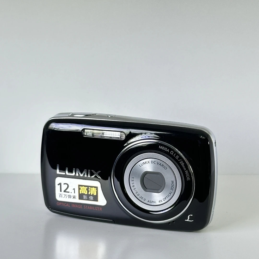 9新 Panasonic/松下 S1中文1210w像素4倍变焦ccd复古相机学生摄影