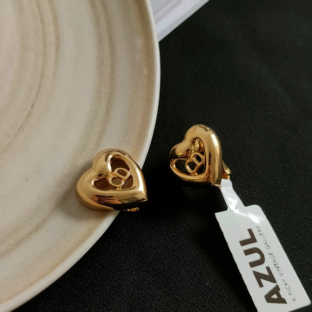 95新 Dior/迪奥 Azul中古-Dior 金色镂空爱心字母耳夹24052