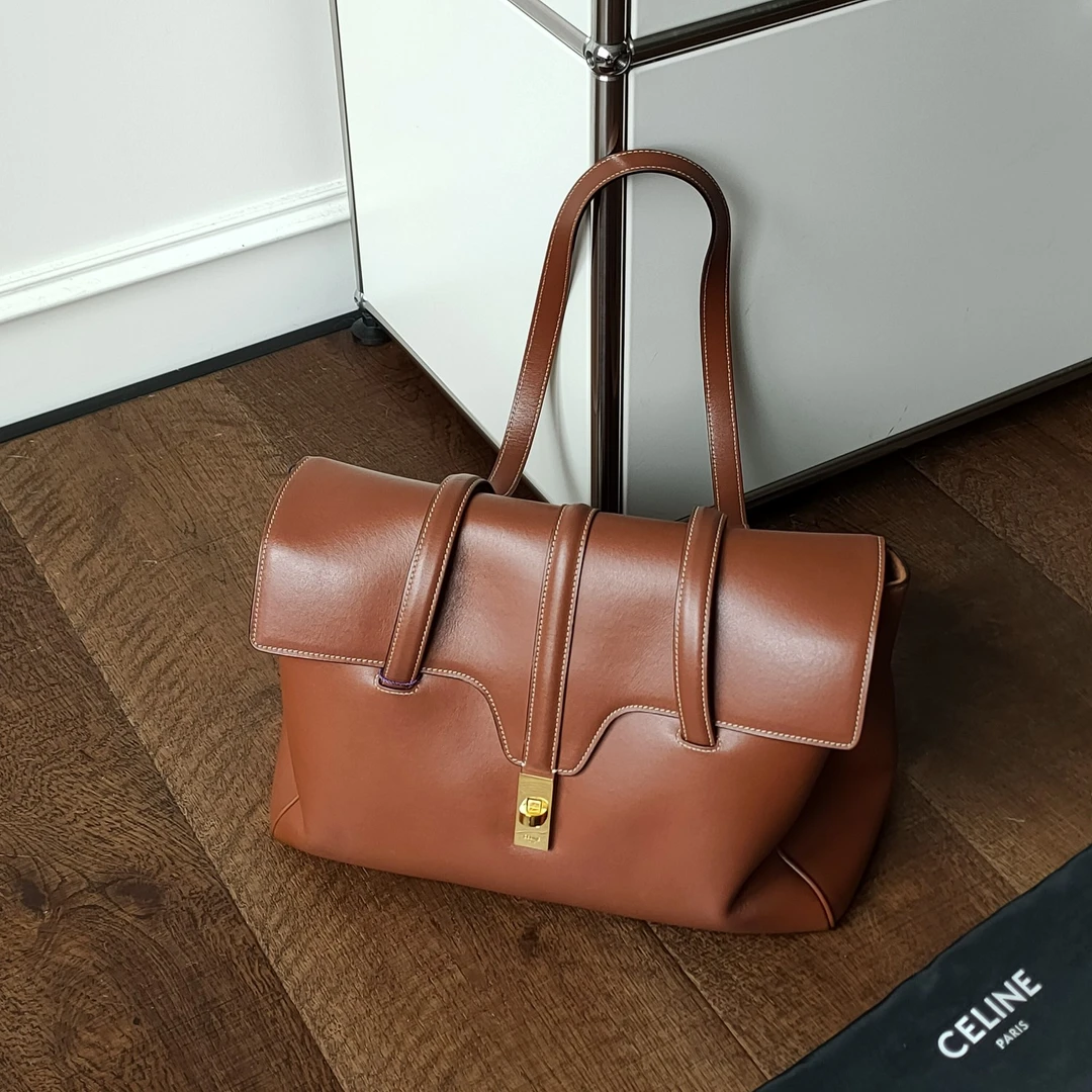 95新 Celine/思琳 Azul- 焦糖色 牛皮 soft16 中号 手提包  35235