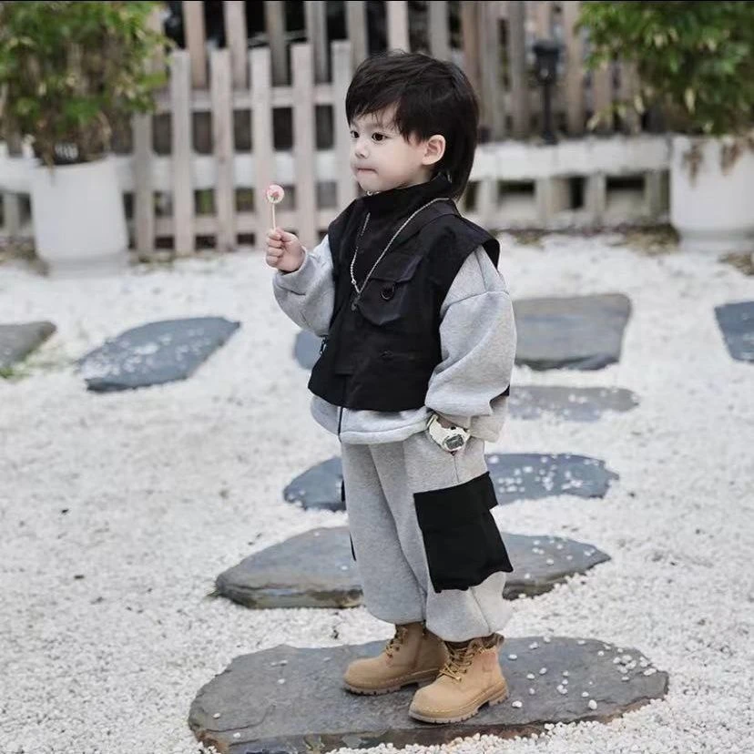 2023秋冬新款男童工装风炸街日系上衣假两件男童卫衣卫裤休闲套装