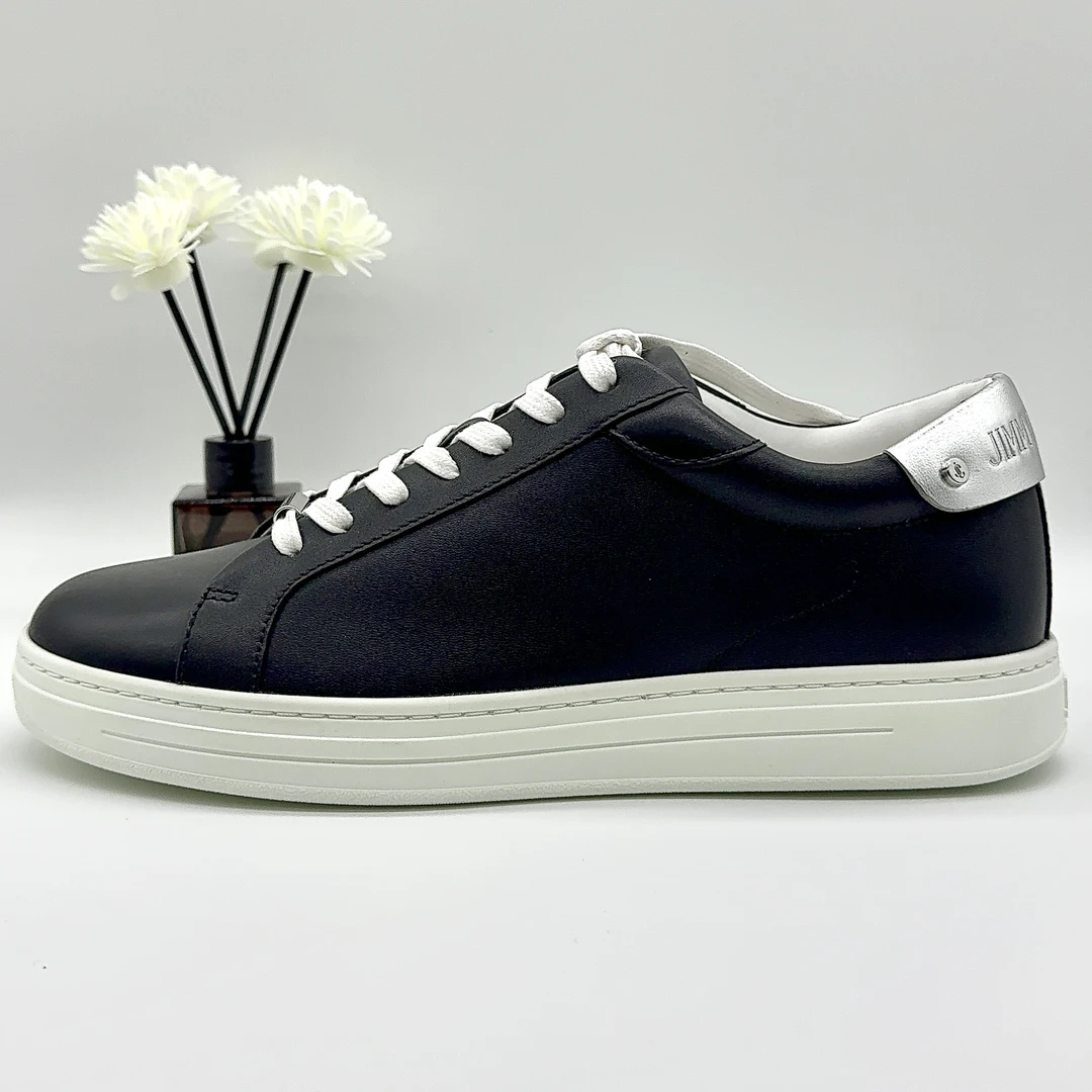 99新 JIMMY CHOO/吉米周 39码/黑色时尚舒适百搭低帮系带休闲板鞋
