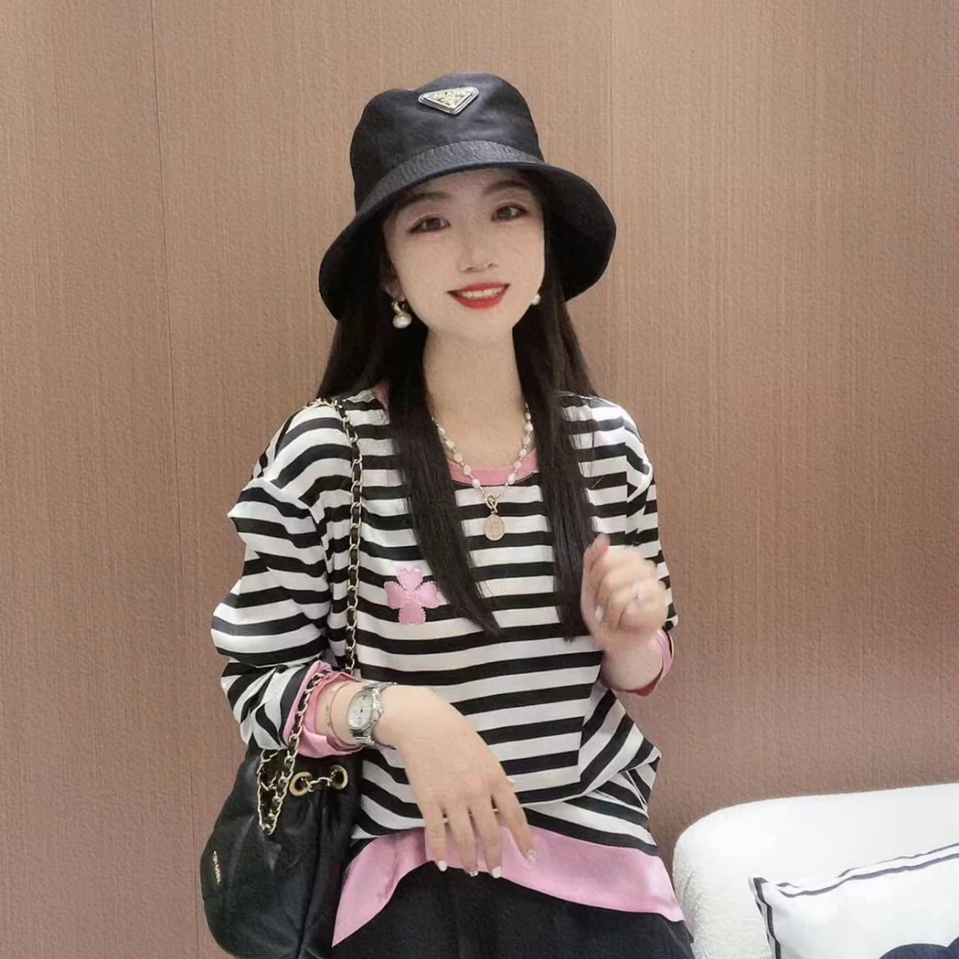 《CHUN》条纹四叶草桑蚕丝上衣