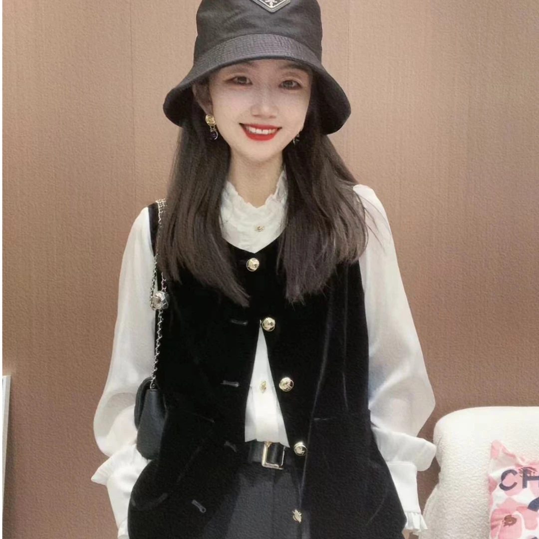 《CHUN》排扣三口袋桑蚕丝丝绒马甲