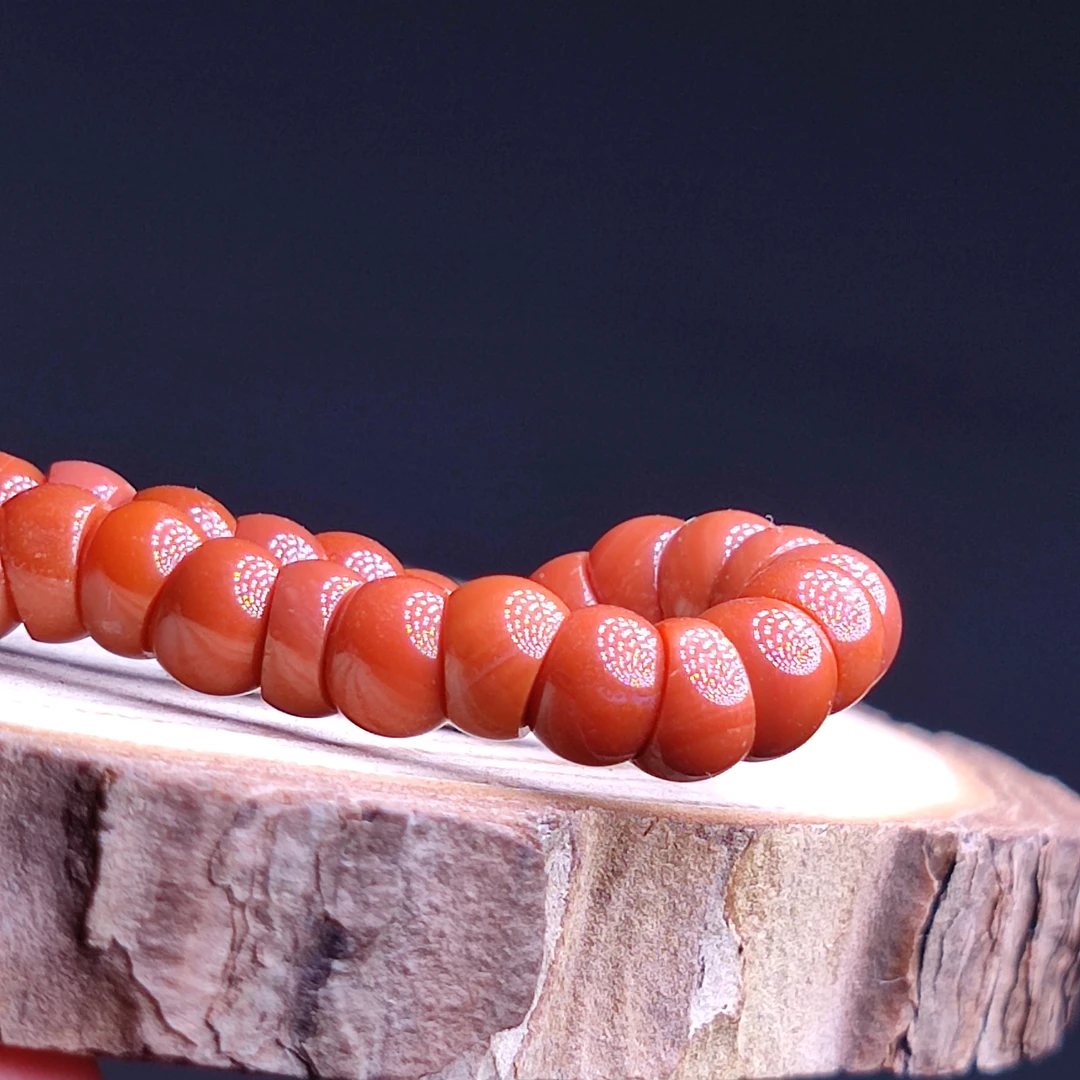 满色满肉南红玛瑙大肠斜切文玩配饰6毫米