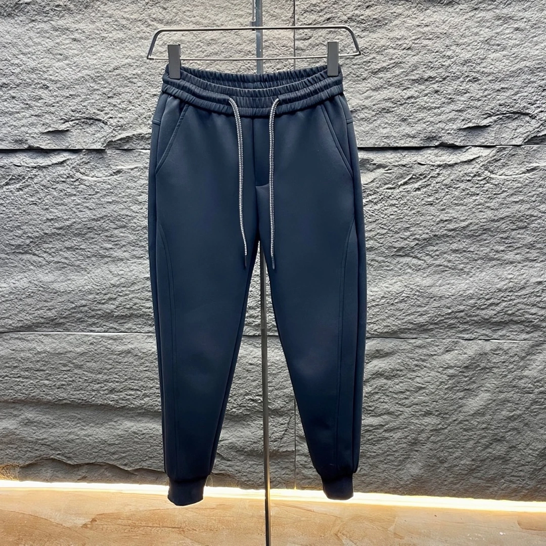 新款黑色净版休闲净版百搭抽绳纯色潮流时尚运动锥形裤子小脚裤