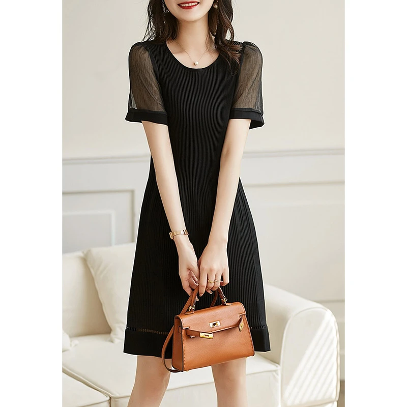 裙子女连衣裙新款黑色显瘦a字裙赫本小黑裙高端气质2782