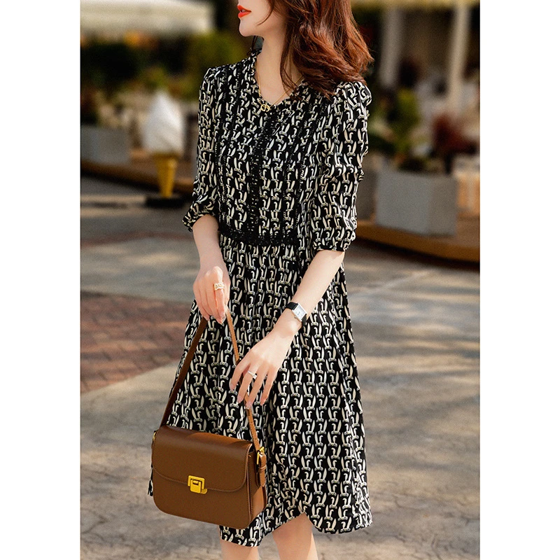 法式高端气质名媛女神范高级感小众独特别致印花连衣裙4837