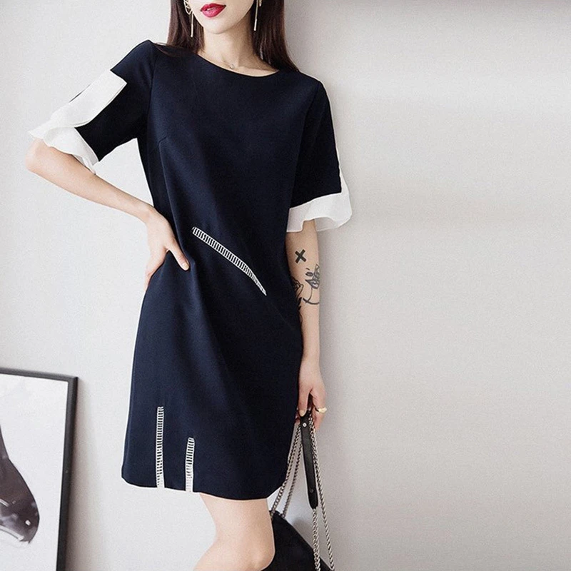 裙子新款设计感小众气质温柔风气质通勤法式连衣裙女2223