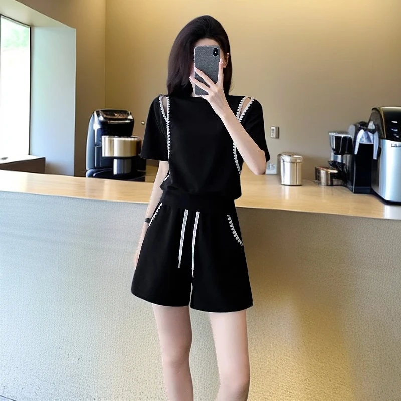 网红炸街休闲运动套装女夏季显瘦时尚减龄洋气露肩短袖短裤两件套