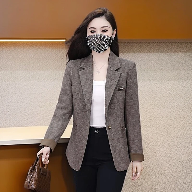 百搭一粒扣格子西服短外套女2024年秋冬季新款气质显瘦复古小西装