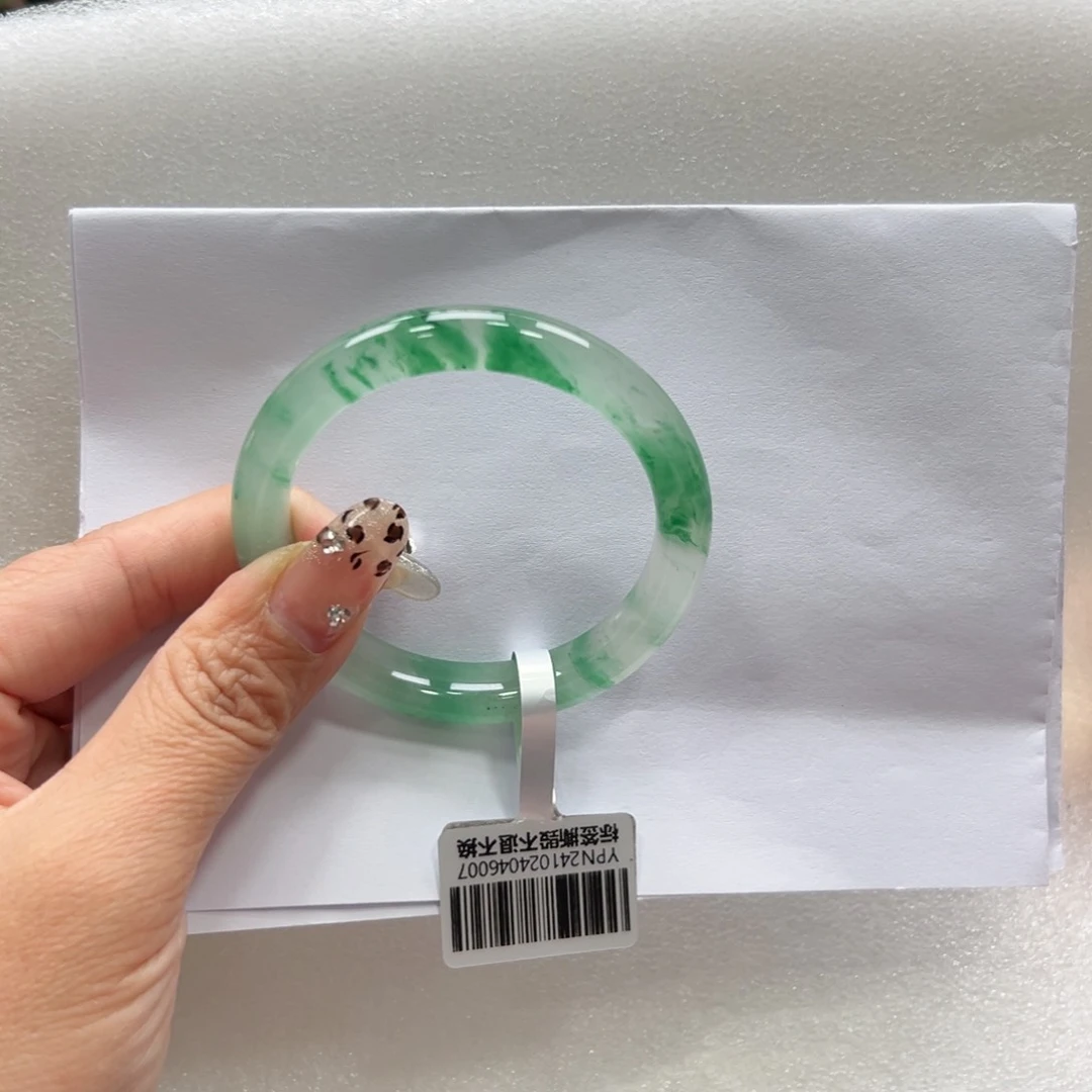 石英质玉手镯未镶嵌➕佳佳51.1