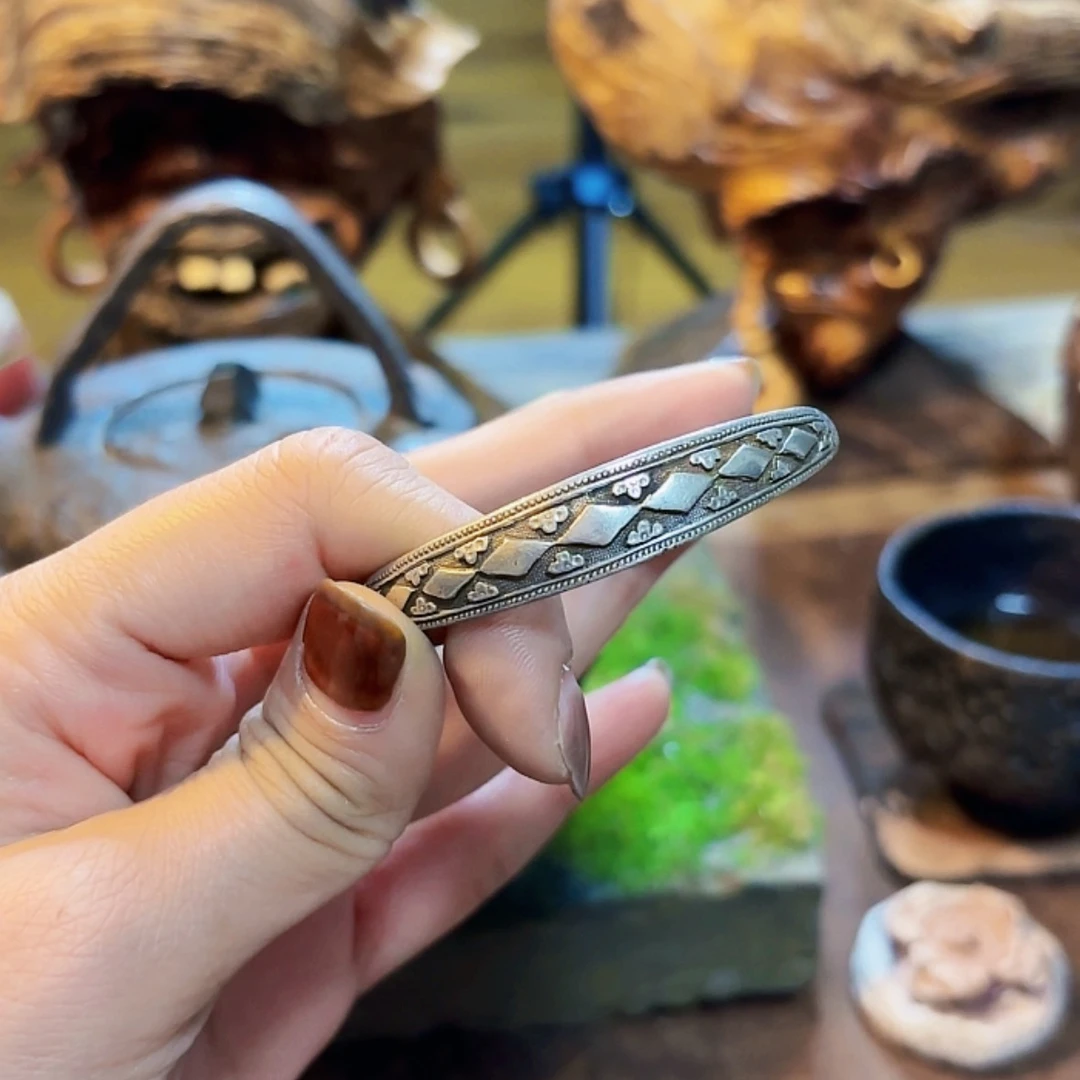 【闪购商品】服装织绣小*爱