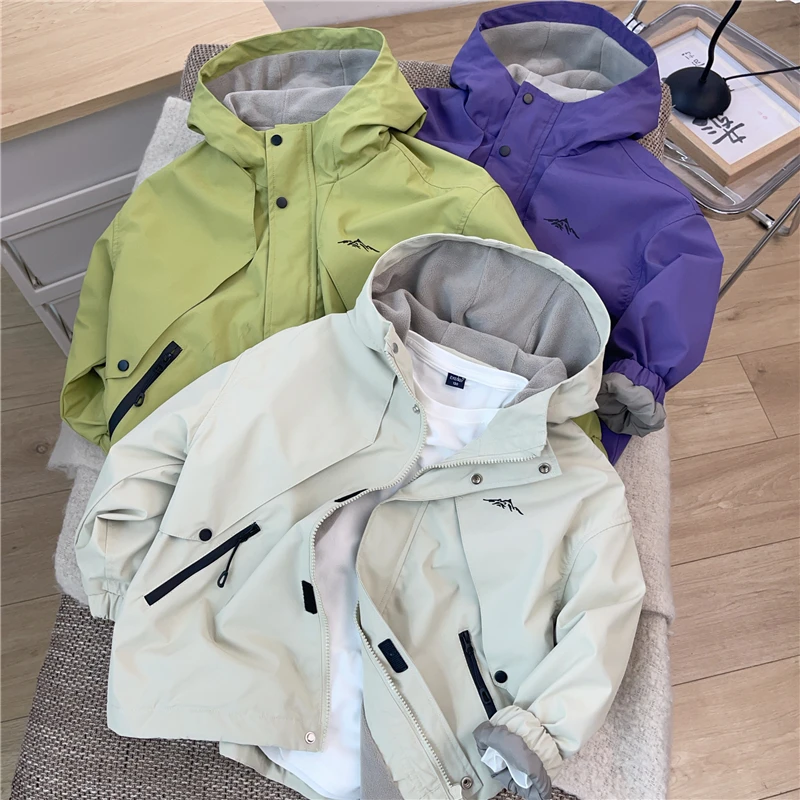 【店主推荐】儿童冲锋衣中大童加绒加厚外套男童拉链开衫女童上衣秋