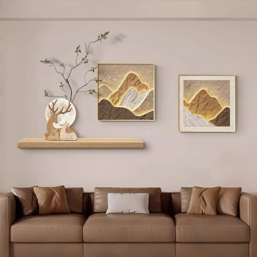 现代轻奢高级感客厅装饰画背有靠山沙发背景墙挂画原木风餐厅壁画