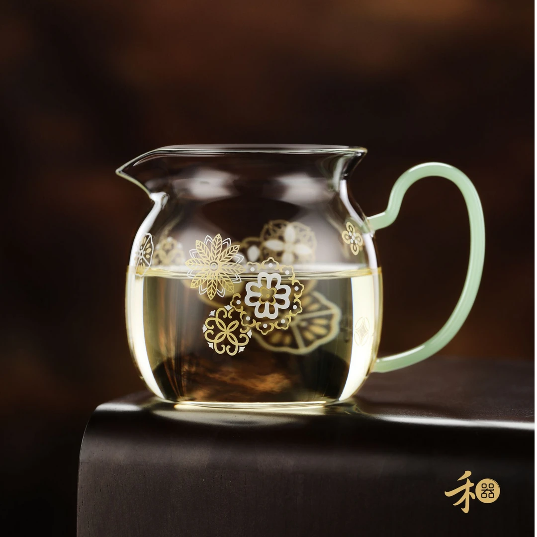 禾器皮球花 美满茶海 高硼硅 玻璃 建议容量：180ml耐热特级公道杯