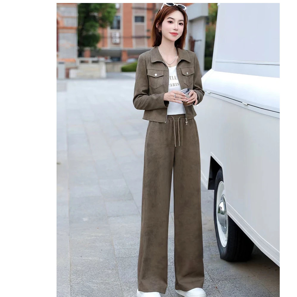 秋季新款时尚套装女洋气减龄显瘦短款外套阔腿裤休闲三件套