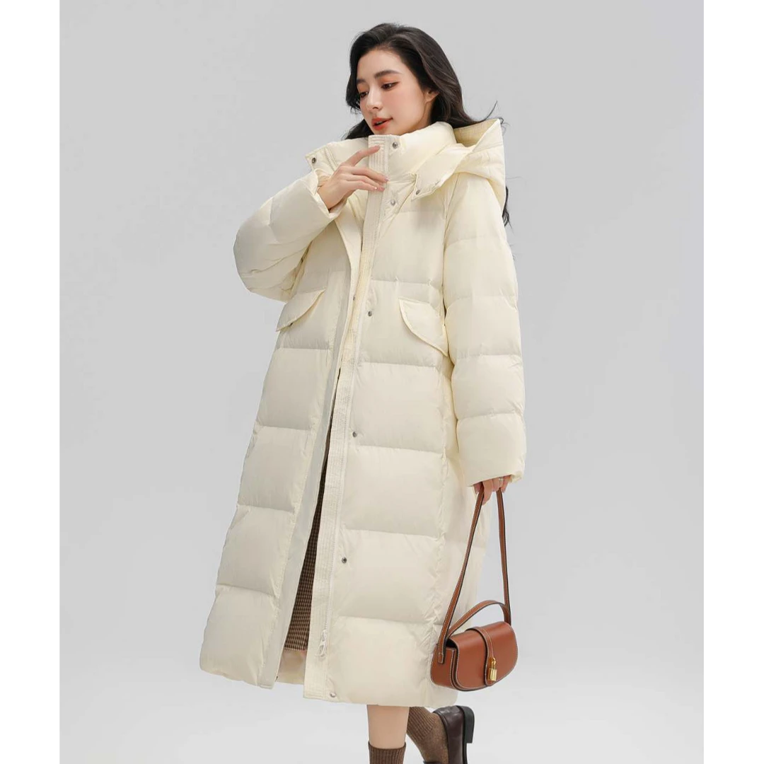 YAYA/鸭鸭冬季新款中长款女休闲保暖加厚连帽宽松羽绒服外套