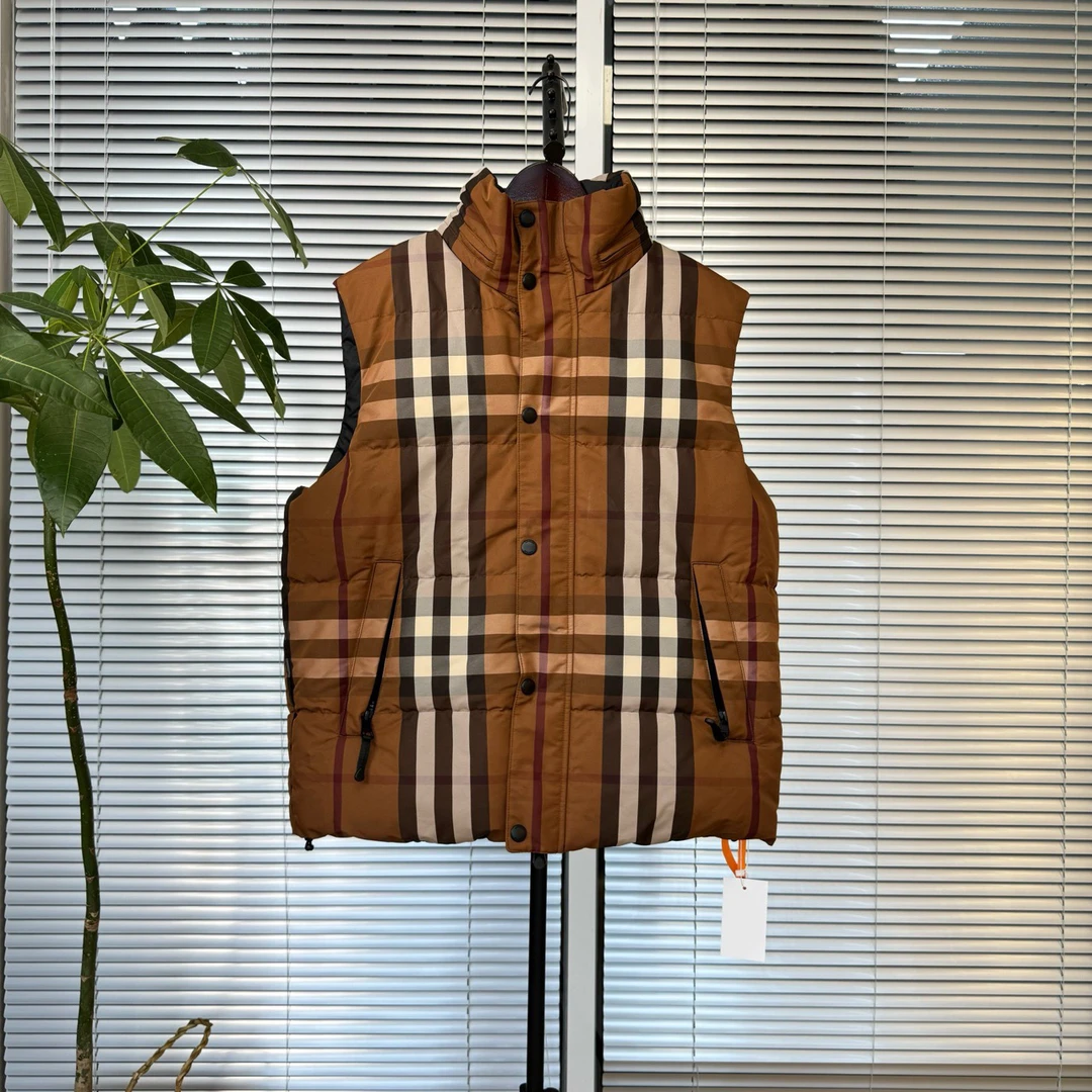 jm burberry 巴宝莉 经典格纹马甲 s码 98新 cl00009