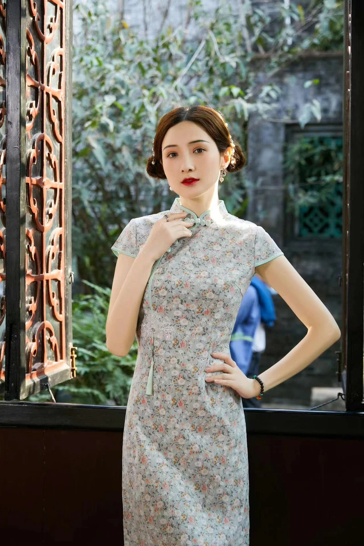 江南中式碎花旗袍中长款裙子