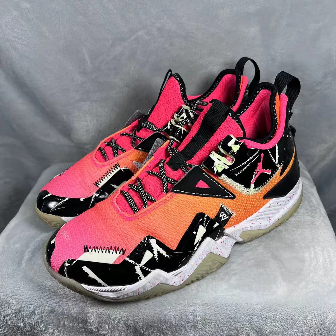42.5码建议42码穿 Nike AJ 威少3 篮球鞋 9新 公价669
