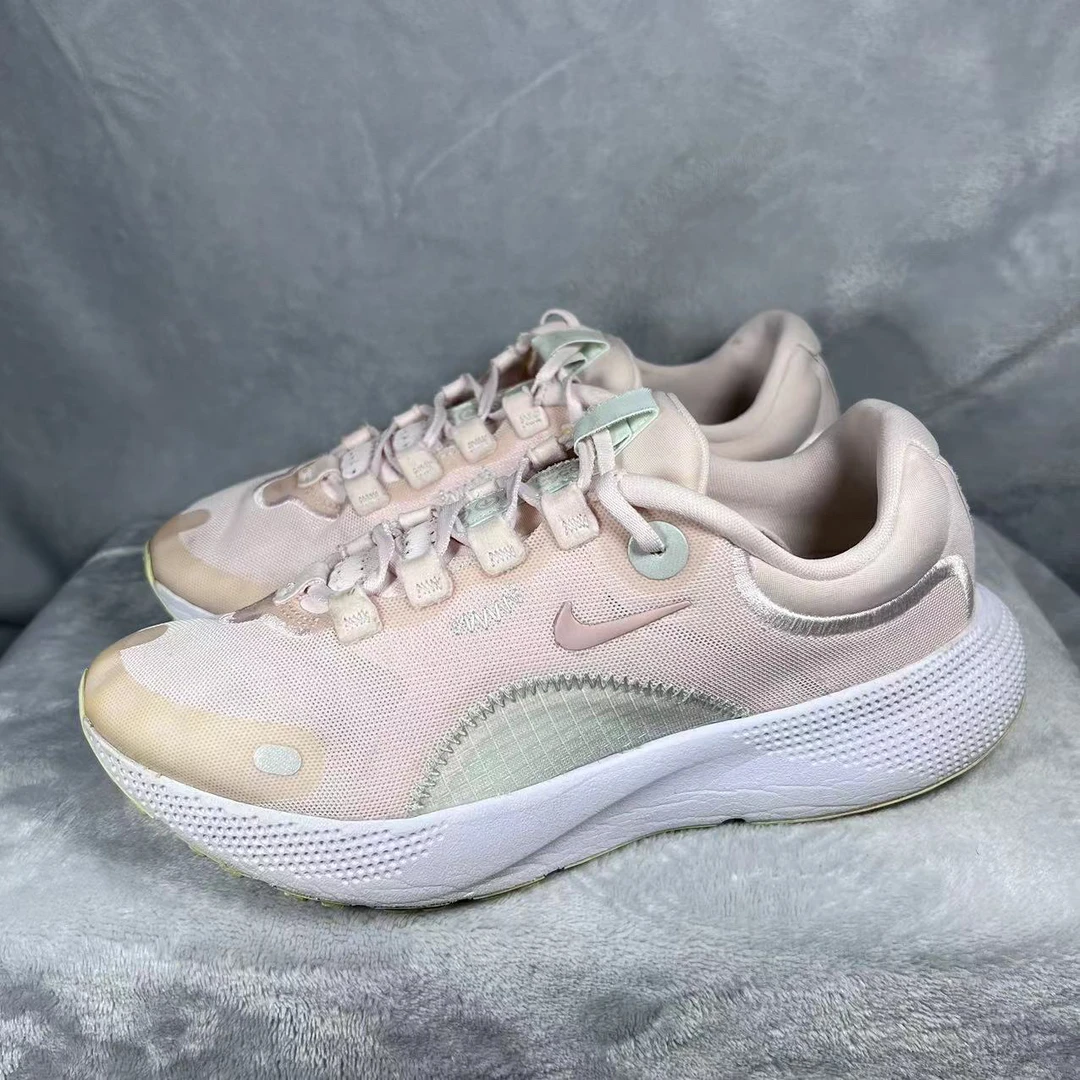 38码nike透气休闲运动鞋9新公