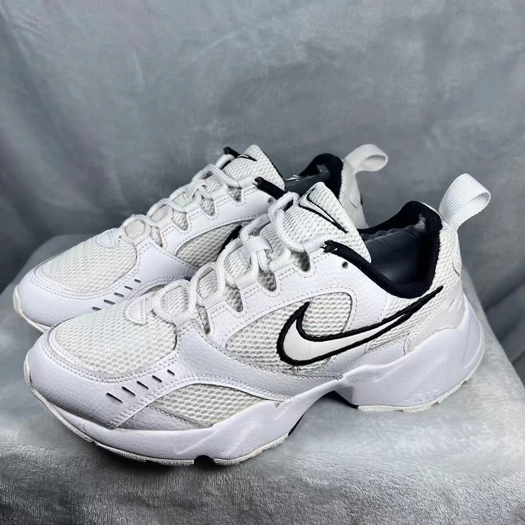 40码 Nike 复古 运动鞋 9新 公价658