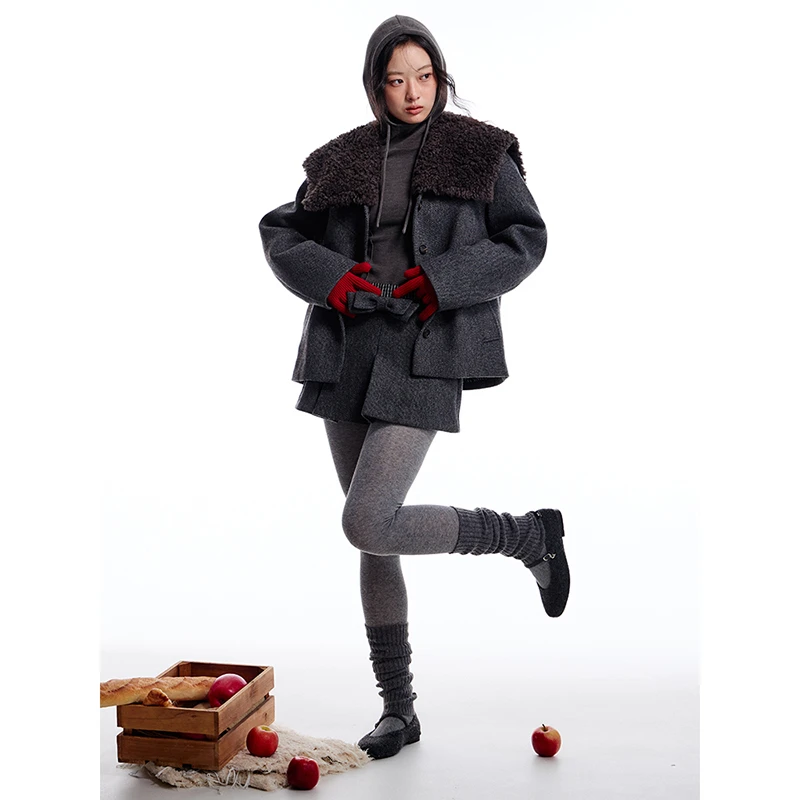 PINPINPLUS丨「都柏林之遇」毛毛海军领绵羊毛外套套装 8D80381ZP