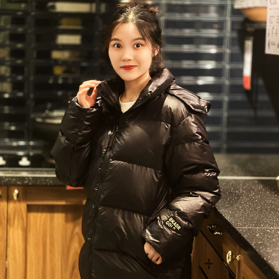 2023黑色短款羽绒服男女同款新款爆款连帽秋冬时尚休闲户外保暖