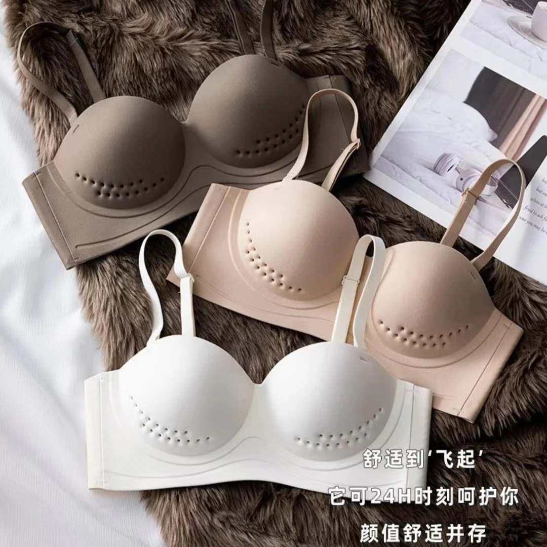 无肩带内衣女小胸光面透气夏季薄款隐形无痕裹胸抹胸文胸罩洞洞杯