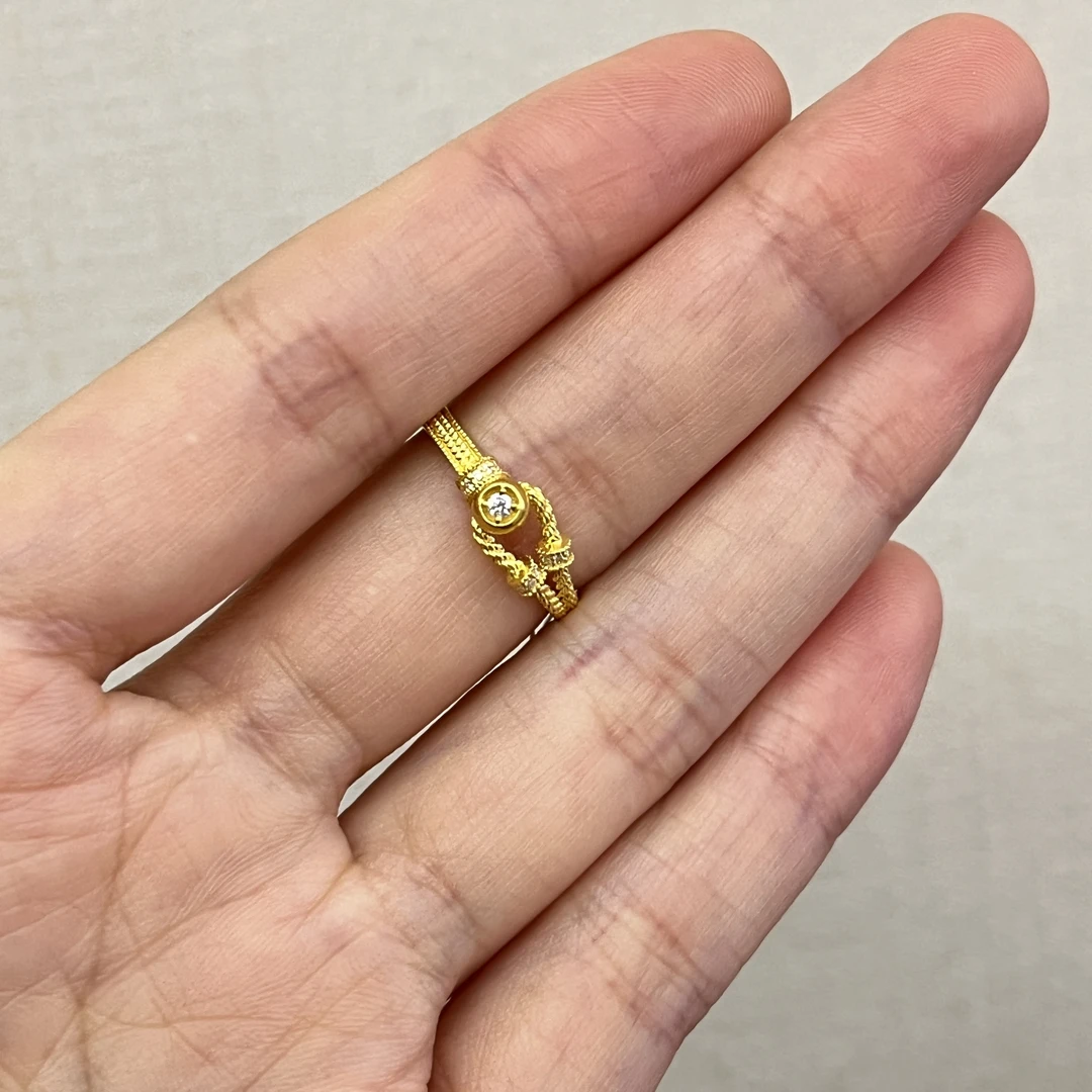 点钻马蹄戒指足金999 时尚轻奢气质简约女款黄金戒指-零零