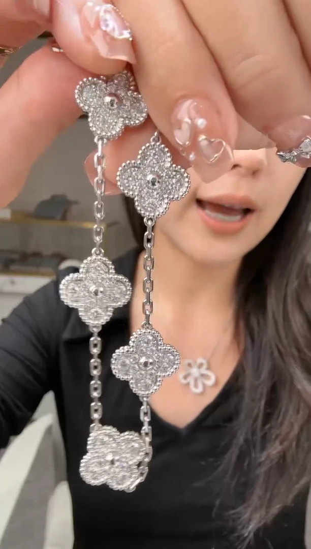 【闪购商品】钻石手链18K金镶嵌满钻五花手链（15克，2.4克拉）