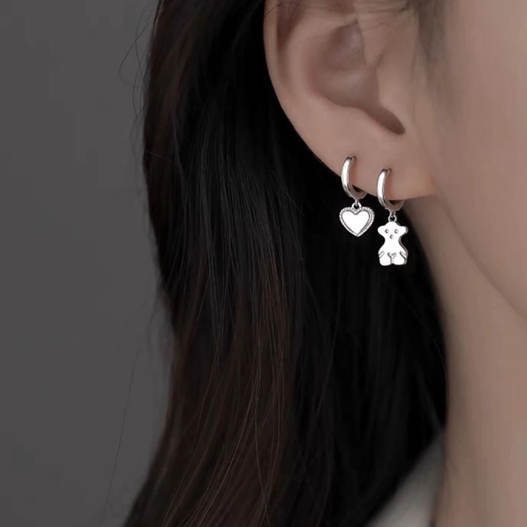 创意小熊爱心耳圈甜美气质卡通趣味个性不对称耳环