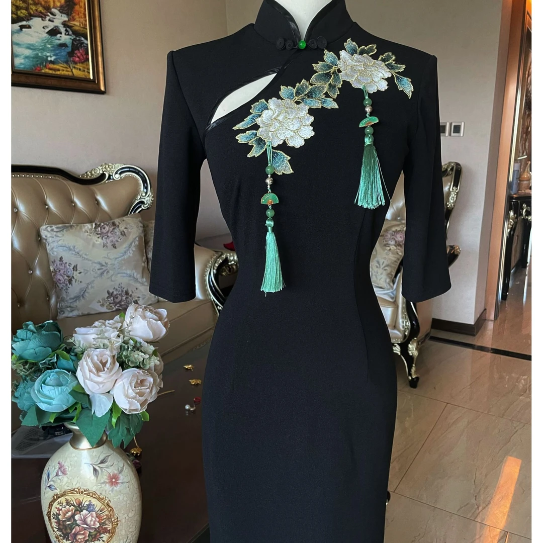 美人鱼【冷芍药】原创手工刺绣绣花国风新中式收腰包臀半袖显瘦旗袍