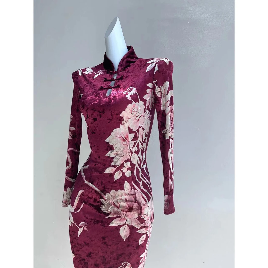 美人鱼【囍糖】原创新中式定位烧花丝绒包臀显瘦定制高端秋冬旗袍