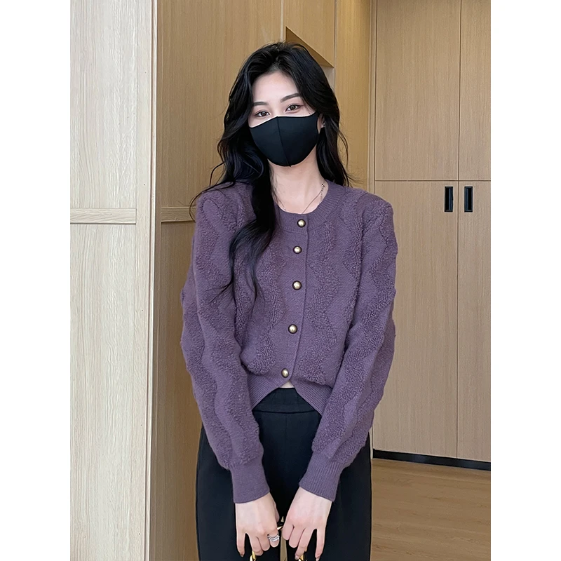 主曼丨小众小香风气质针织衫女2023秋新款设计感百搭毛衣WT468