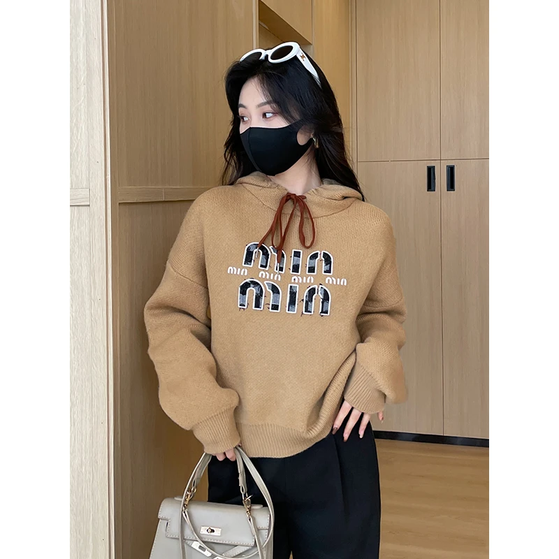 『66原创』慵懒风字母印花连帽毛衣女2023秋冬新款设计感上衣WT465