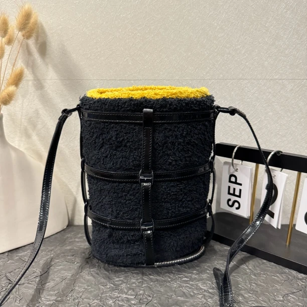 95新 FERRAGAMO/菲拉格慕 菲拉格慕蝴蝶结黄黑拼色水桶