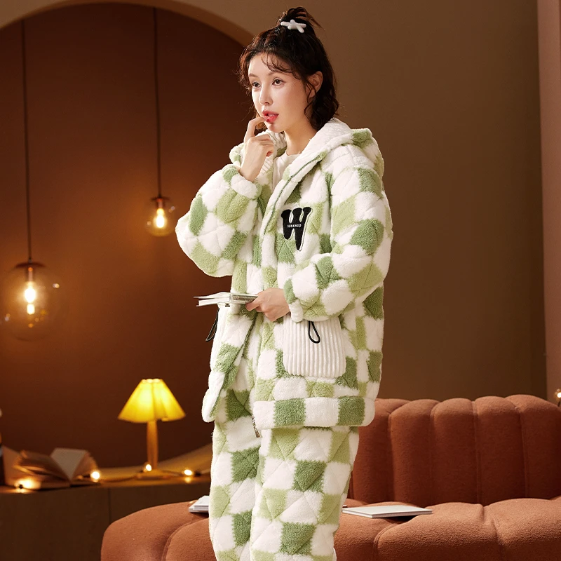 2023秋冬季新款格纹三层夹棉加厚加绒保暖连帽睡衣女家居服可外穿