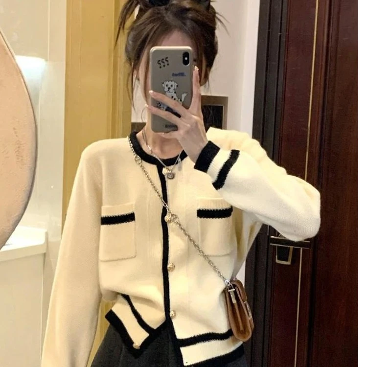 小香风撞色针织开衫女春秋新款法式小众设计感时尚短款毛衣9908