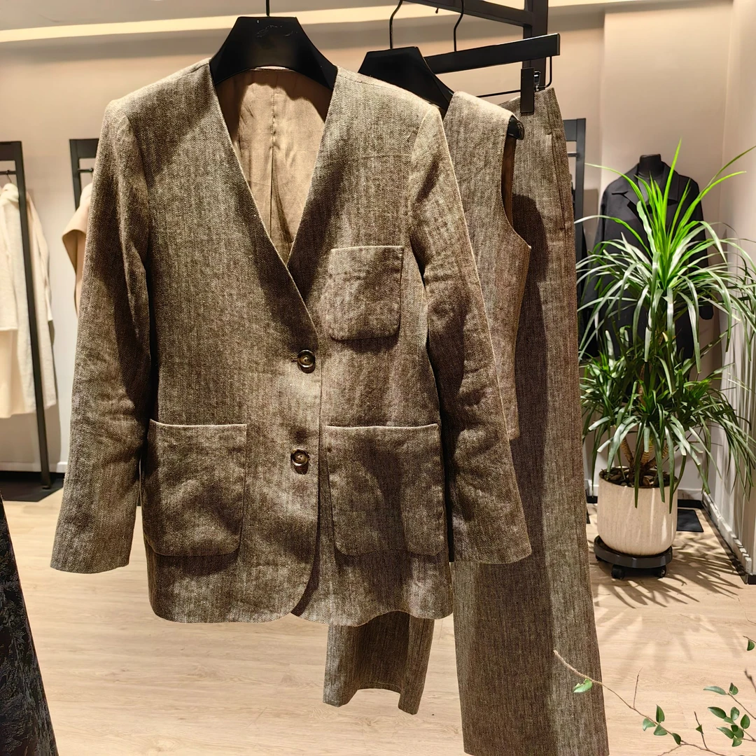 Eio 秋季新款老钱风复古西装 马甲 长裤三件套装可拆分 KX2409070