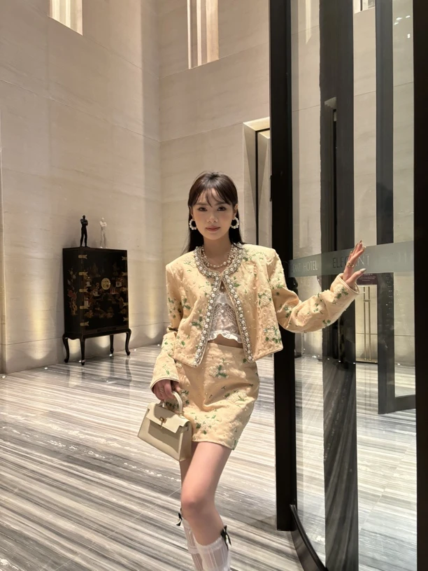 24AW//DW 高定孤品定制绣珠面料重工钉珠套装