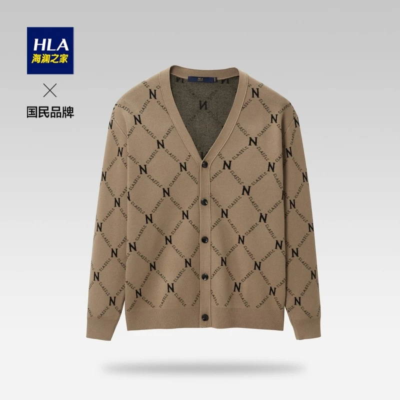HLA/海澜之家卡其针织长袖老花款式柔软开衫休闲经典秋冬雅丹风