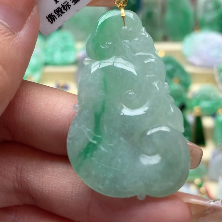 翡翠吊坠(不含链)18K金镶嵌